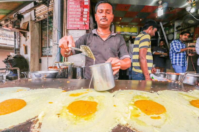 Kuala Lumpur: Evening Food Tour by Bike - Starting in Desa Pandan, then finding the city’s food side