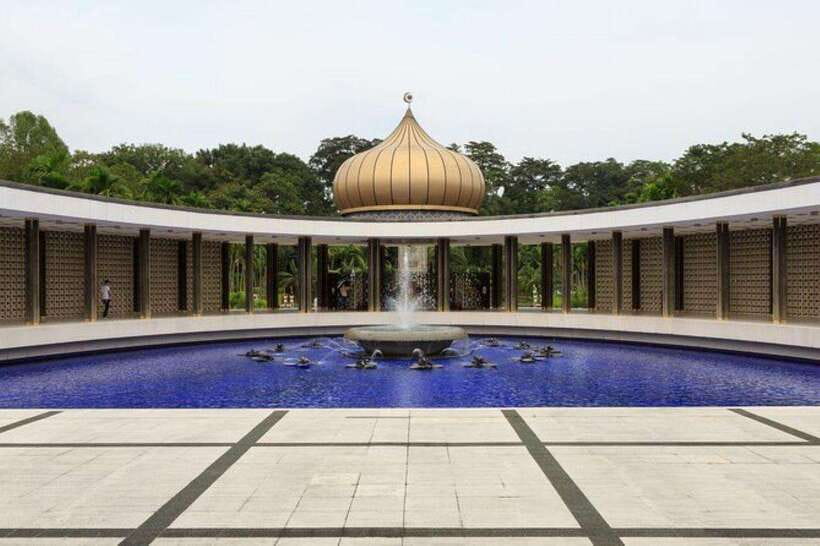 Kuala Lumpur: Full-Day Private City Highlights Tour - A practical first day in Kuala Lumpur
