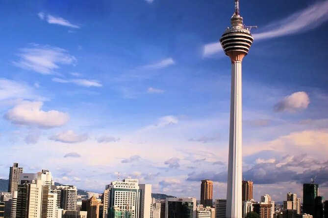 Kuala Lumpur Full Day Private Tour with 24 spots Of Wonders - Petronas, Royal Selangor, and KL Tower