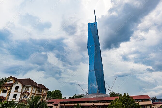 Kuala Lumpur Full Day Private Tour with 24 spots Of Wonders - Rivers, mosques, and textile traditions