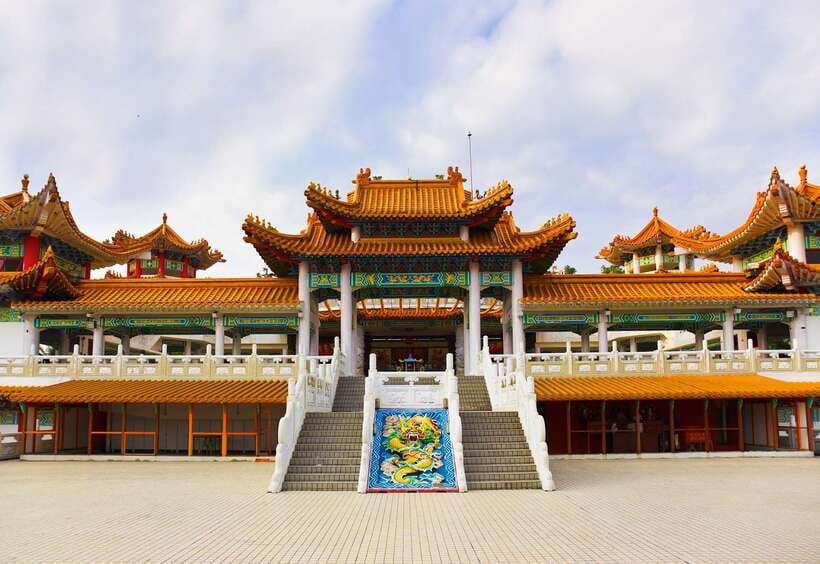 Kuala Lumpur Full-Day Sightseeing Tour with Batu Caves - Central Market, Little India, and batik shopping