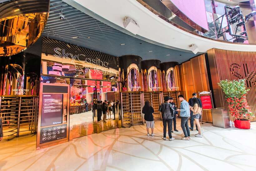 Kuala Lumpur: Genting Highland Tour with SkyWorld Theme Park - Resorts World Genting: a city of entertainment on a mountaintop