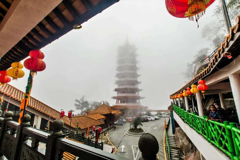 Kuala Lumpur: Genting Highland Tour with SkyWorld Theme Park - Who should book this Genting Highlands day trip?