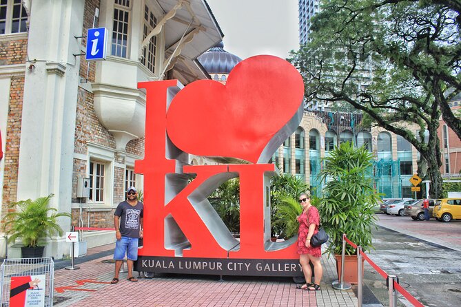 Kuala Lumpur Grand Full Day Guided Tour with 25 Attractions (SIC) - A big Kuala Lumpur overview for a modest price