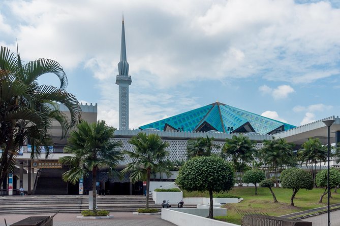 Kuala Lumpur Half-day City Tour - National Monument and the older railway quarter