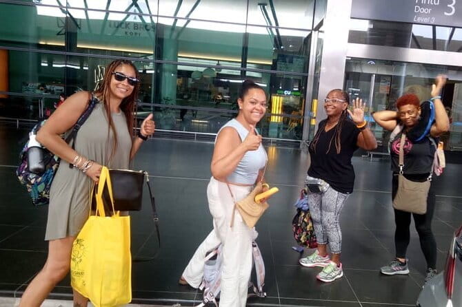 Kuala Lumpur International Airport Layover Tour - Petronas Towers and KL Tower are quick city icons