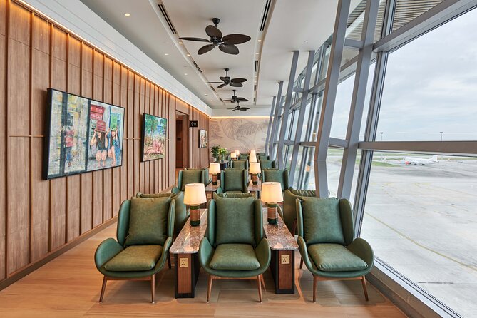 Kuala Lumpur International Airport Plaza Premium Lounge - Food and Drinks: Convenient, Not a Destination Meal