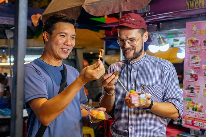 Kuala Lumpur Local Street Food Private Walking Tour by Night - Hutong Food Court gives you a gentle first taste