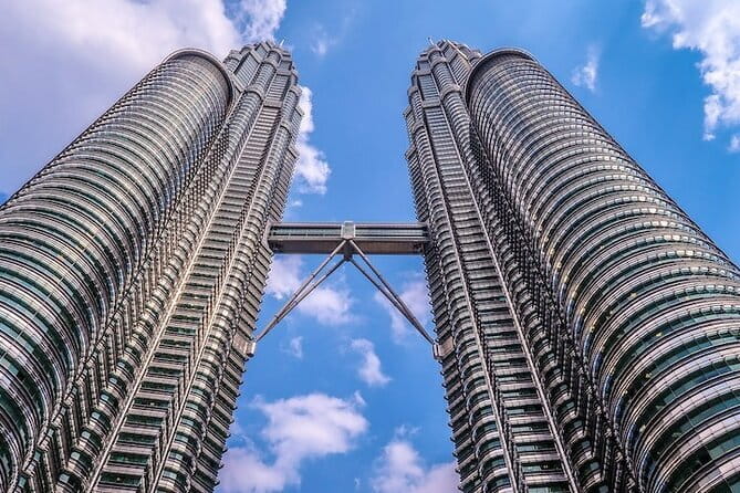 Kuala Lumpur Malacca River Cruise and Historical Tour with Lunch - The 40-Minute Malacca River Cruise