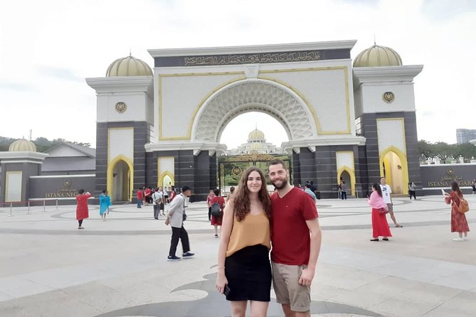 Kuala Lumpur Must-See Landmarks with Professional Tour Guide - Merdeka Square and Malaysia’s independence story