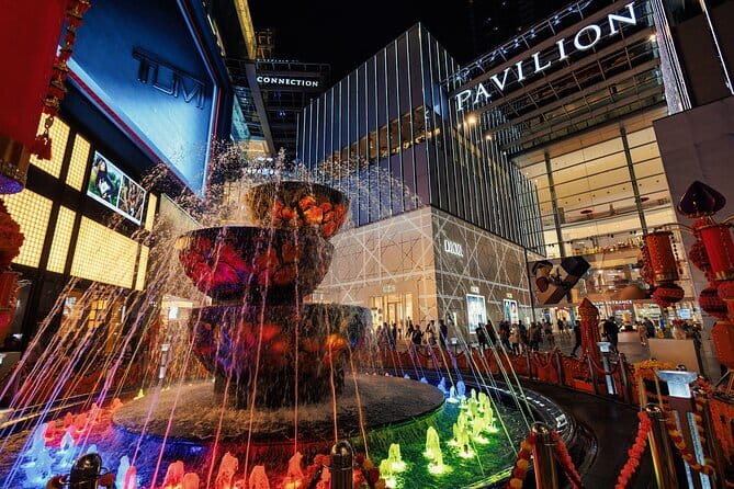Kuala Lumpur: Nightlife Walking Tour with Local Guide - A helipad that becomes a night bar