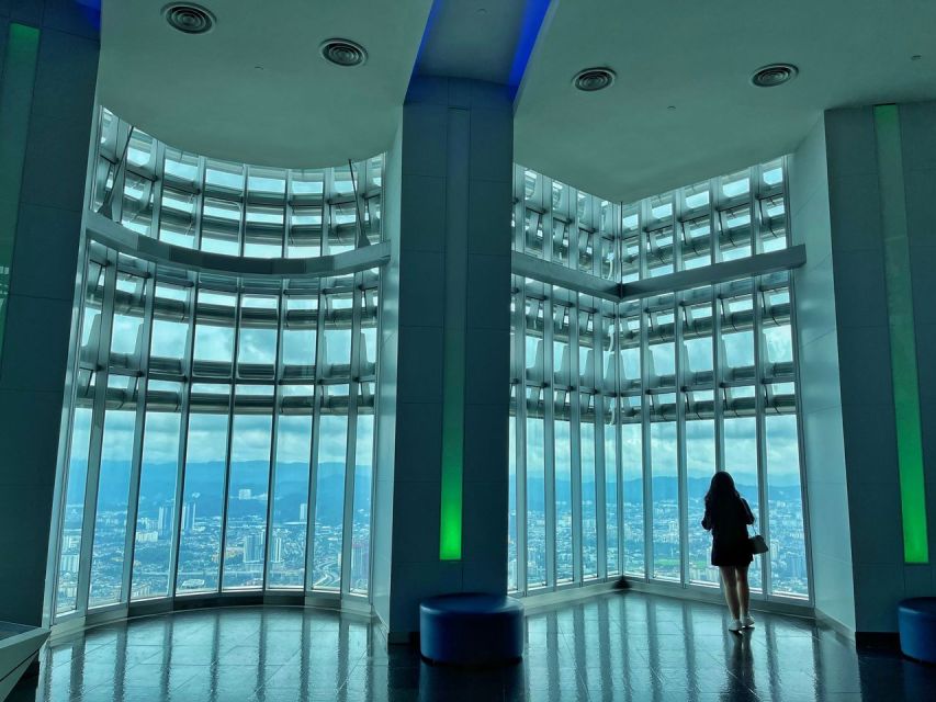 Kuala Lumpur: Petronas Twin Towers Entry E-Ticket - Practical timing and ticket advice