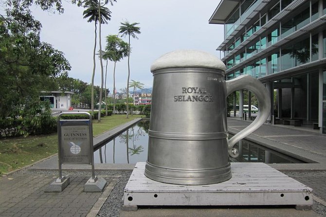 Kuala Lumpur Private City Highlights Tour - Batu Caves and the first hour of the day
