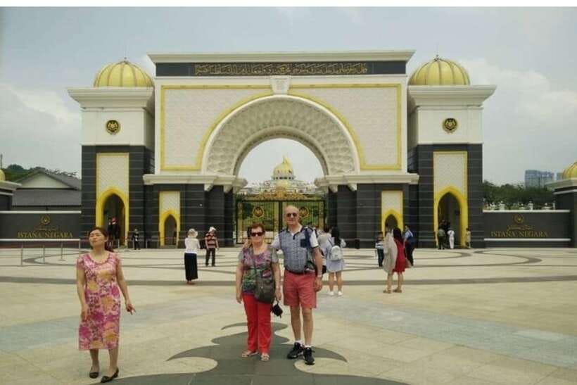Kuala Lumpur: Private custom walking tour with a local guide - A flexible route instead of a fixed checklist