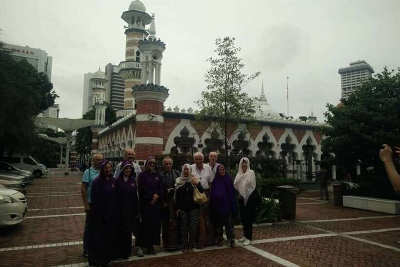 Kuala Lumpur: Private custom walking tour with a local guide - Landmarks are more useful when you ask questions