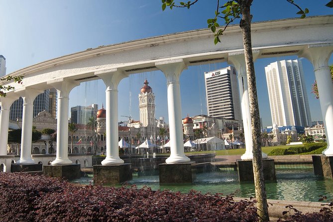 Kuala Lumpur Private Day Tour [8 Hours] [23 Attractions Covered] - Chinatown, Central Market, and Malaysian crafts