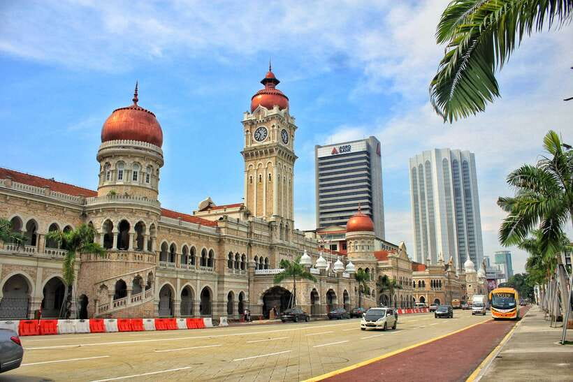 Kuala Lumpur: Private Half-Day City Tour - National Monument and the National Mosque