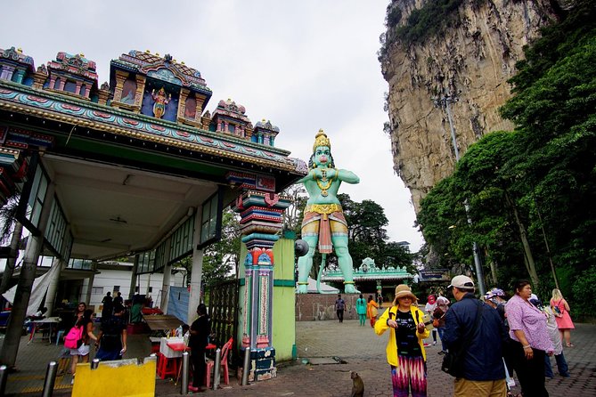 Kuala Lumpur Private Tour to Batu Caves Hotsprings And Waterfalls - Templer Park’s Waterfalls and Forest Air