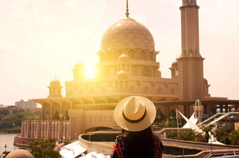 Kuala Lumpur: Putrajaya City Tour with Lake Cruise - Why Putrajaya makes a good half-day from Kuala Lumpur