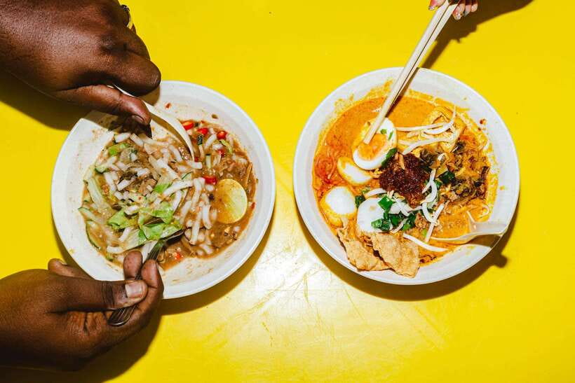 Kuala Lumpur: Sambal Street Food Tour with 15+ Tastings - Starting with ingredients in the market