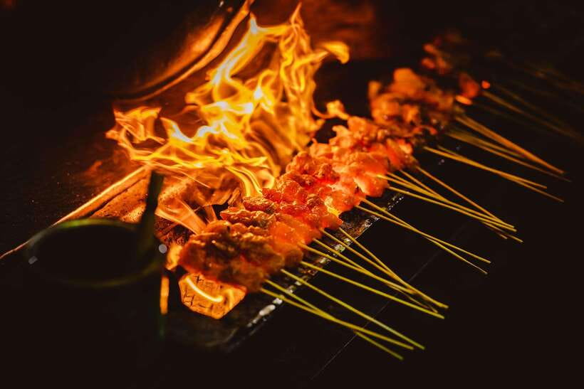 Kuala Lumpur: Sambal Street Food Tour with 15+ Tastings - Noodles, curries, and Malaysia’s mixed food traditions