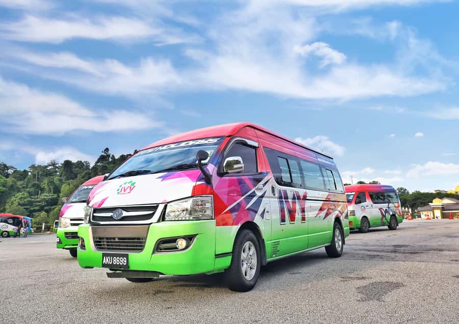 Kuala Lumpur: Sightseeing by Private Vehicle with Driver - Petronas Twin Towers and the central city