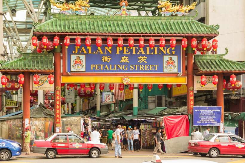 Kuala Lumpur: Street Market Exploration & Shopping Tour - Key points at a glance