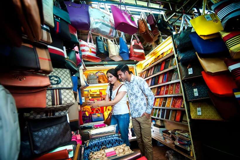 Kuala Lumpur: Street Market Exploration & Shopping Tour - Is $31 a good value?
