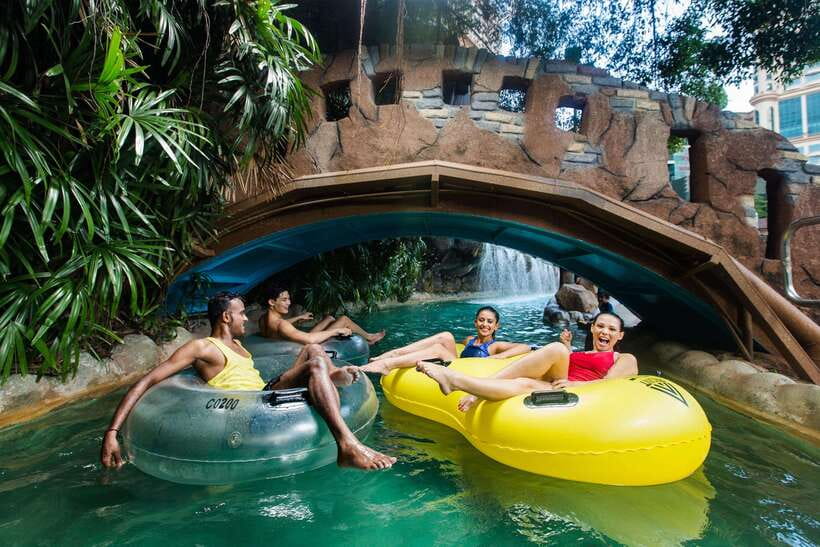 Kuala Lumpur: Sunway Lagoon Entry Ticket - Start early at the Water Park