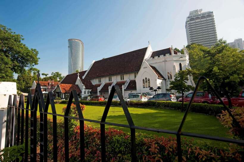 Kuala Lumpur: Temple & Shrine Private Half Day Tour - Six faith traditions in one Kuala Lumpur route