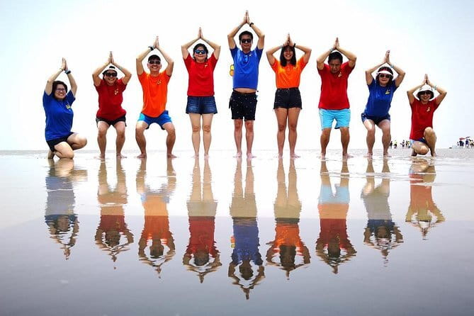 Kuala Selangor Sky Mirror Experience – Natural Mirror Beach Tour - What makes the photos work