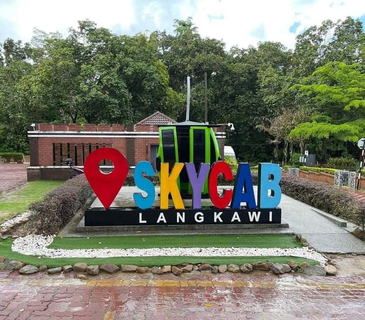Langkawi cable car and Skybridge Tickets - Sky Glide and the extra attractions