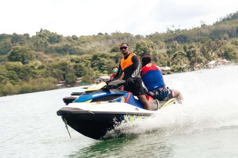 Langkawi: Jet Ski and Parasailing Tour - Pregnant Maiden Lake and the extra cash fee