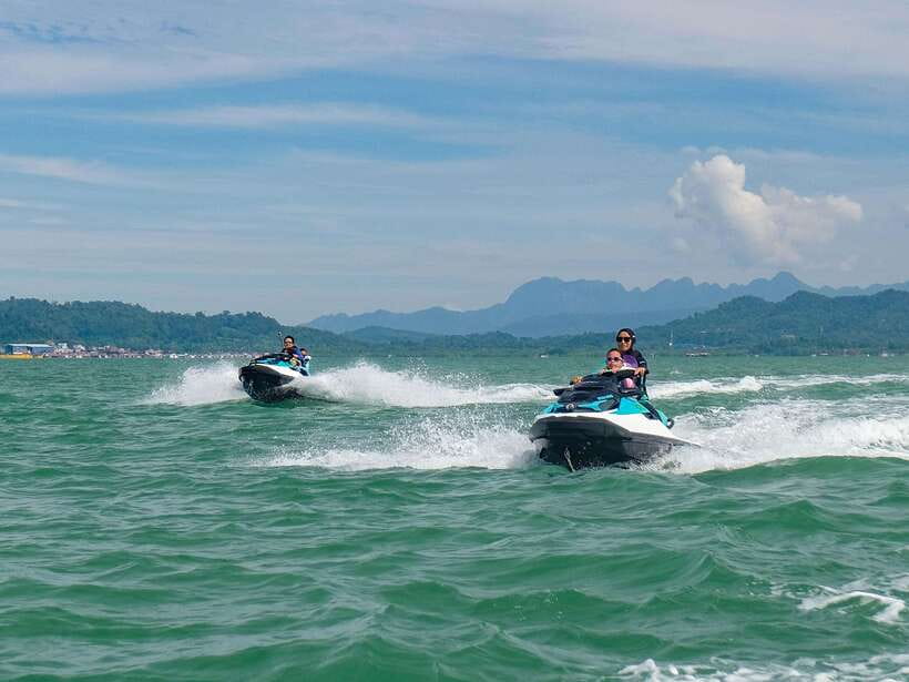 Langkawi: Jet Ski Tour Island Hopping Dayang Bunting - Pregnant Maiden Lake and its unusual shape