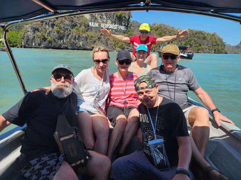 Langkawi : Kilim Mangrove Boat & Fun Kayak Tour with Lunch - Lunch at the fish farm or floating restaurant