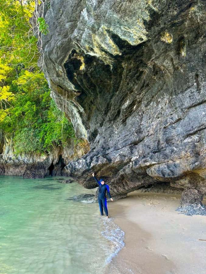 Langkawi Mangrove Tour : Estimated 3 hours Lunch Available - Mangrove Channels and Limestone Cliffs