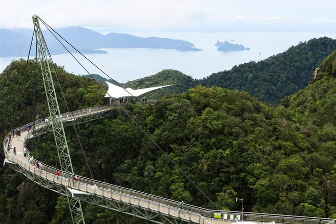 Langkawi SkyBridge, Cable Car and Refreshing Natures Private Tour - The private vehicle makes a busy route easier
