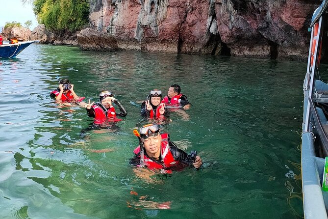 Langkawi Tour A - Land Tour & Pulau Dangli Snorkeling - Who should book this Langkawi tour