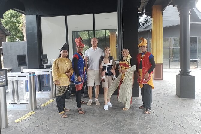 MALACCA DAY TRIP (Price based per Car) - Mini Malaysia shows the country in one stop