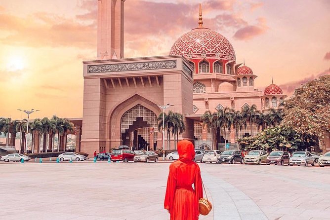 Malacca Instagram Tour: Most Famous Spots (Private & All-Inclusive) - Jonker Street Gives You a Taste of Chinatown