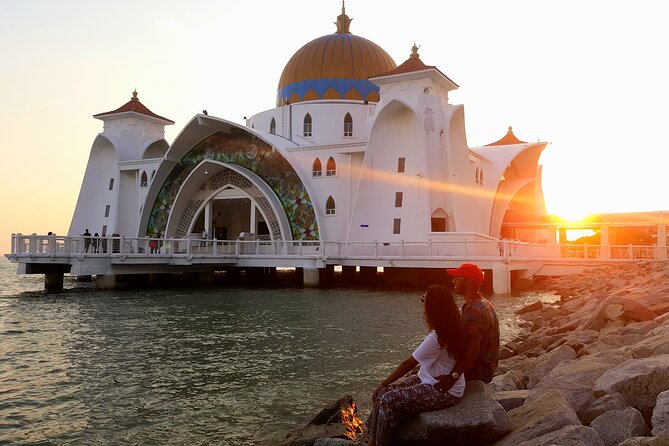 Malacca's Famous Spots: Private Day Tour - A one-hour cruise along the Malacca River
