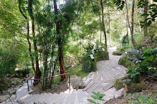 Malaysia: Penang Tropical Spice Garden Guided Tours Tickets - Walking Through the 8-Acre Garden
