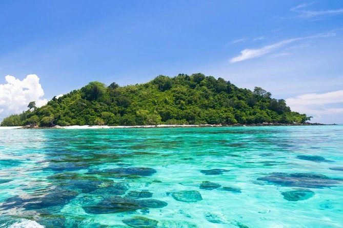 Mamutik + Sapi Island SnorkelingTrip from Kota Kinabalu - Manukan Island: sand, walking, and free time