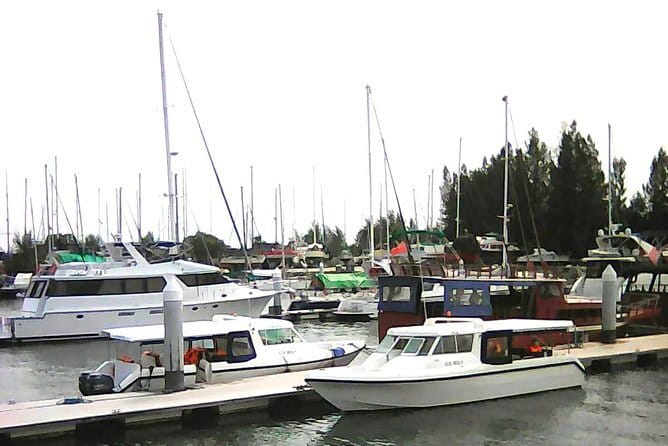 Marina Jetty Pangkor Laut or Lumut Jetty Transfer from Kuala Lumpur - Leaving Kuala Lumpur in a private MPV