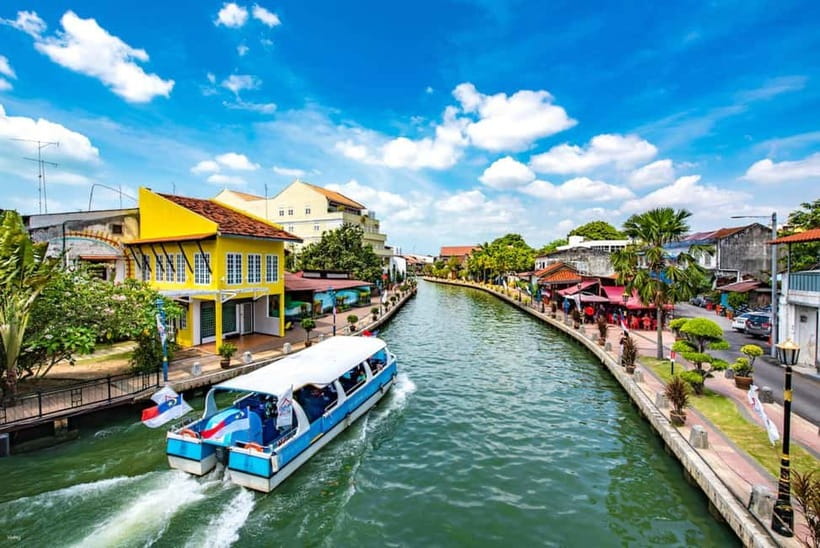 Melaka: Melaka River Cruise E-Ticket - A short ride through 600 years of Melaka