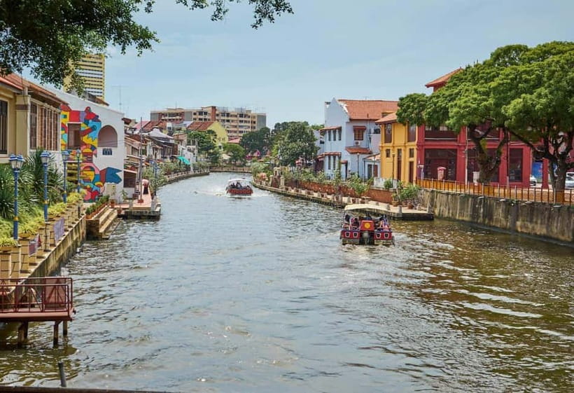 Melaka: Melaka River Cruise E-Ticket - Jonker Street, murals, and camera-ready riverbanks