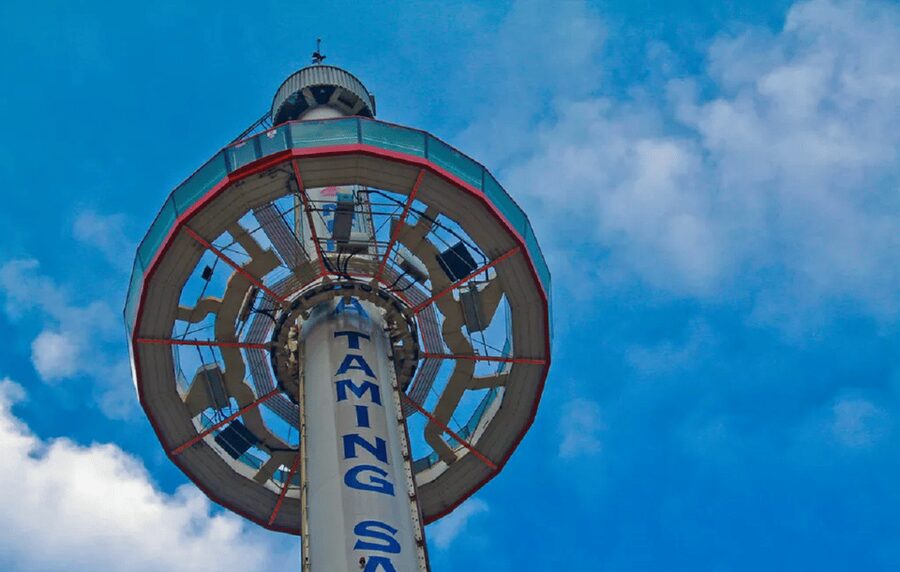Melaka: Menara Taming Sari Tower E-Ticket - The view from the revolving glass cabin