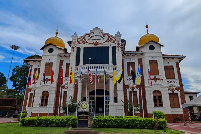 Melaka UNESCO City Guided Walking Tour - Tip Based - A mousedeer legend gives Melaka a local voice