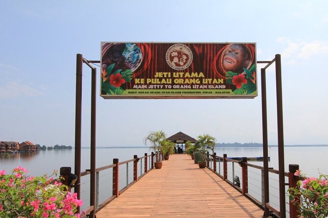 Orang Utan Island Day Tour (Bukit Merah) - Perak Cave Temple and its 40-foot Buddha