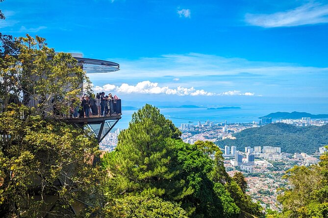 Penang City & temple Tour with Penang Hill Train Fast Lane Ticket - What this six-hour Penang tour is really designed to do